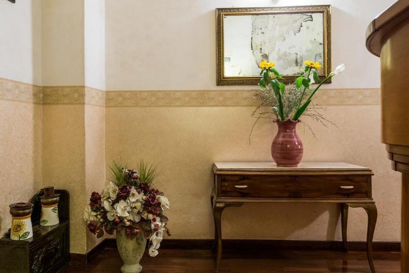 Italia Hotel 2*