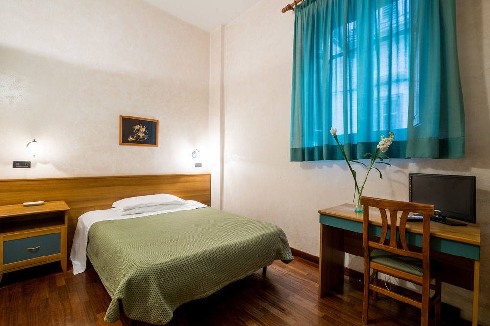 Italia Hotel