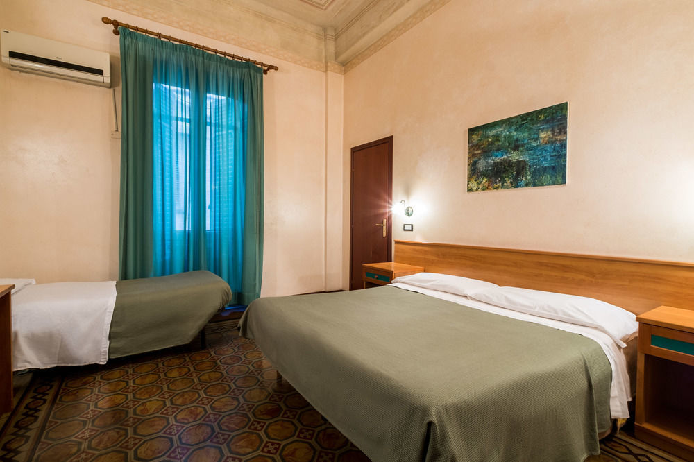 Italia Hotel